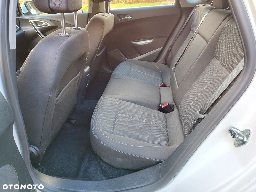 Opel Astra 1.7 CDTI DPF Cosmo - 16