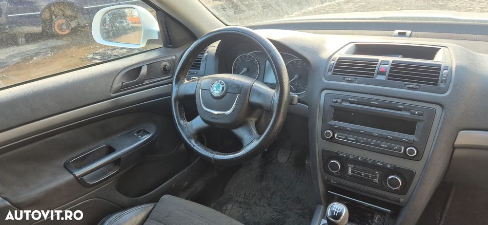 Piese de Skoda Octavia 2 facelift 2012 hatchback - 8