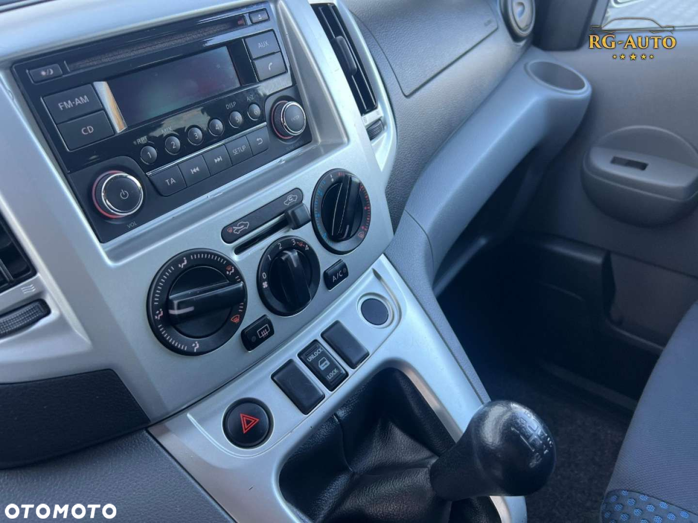 Nissan NV200 - 27