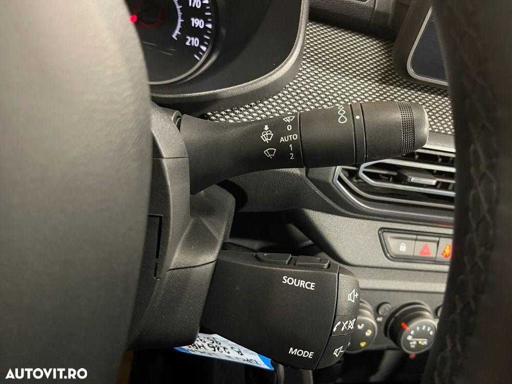 Dacia Logan TCe 90 MT6 Comfort - 18