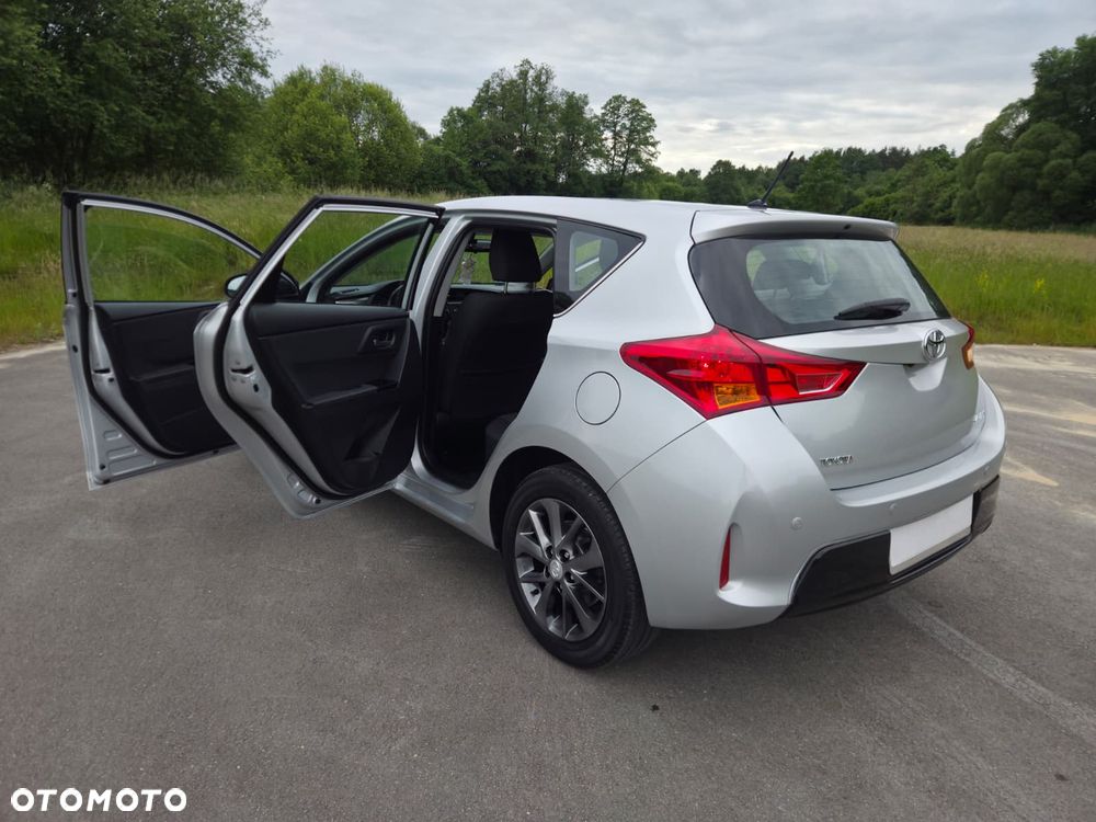 Toyota Auris 1.6 Valvematic Life - 27