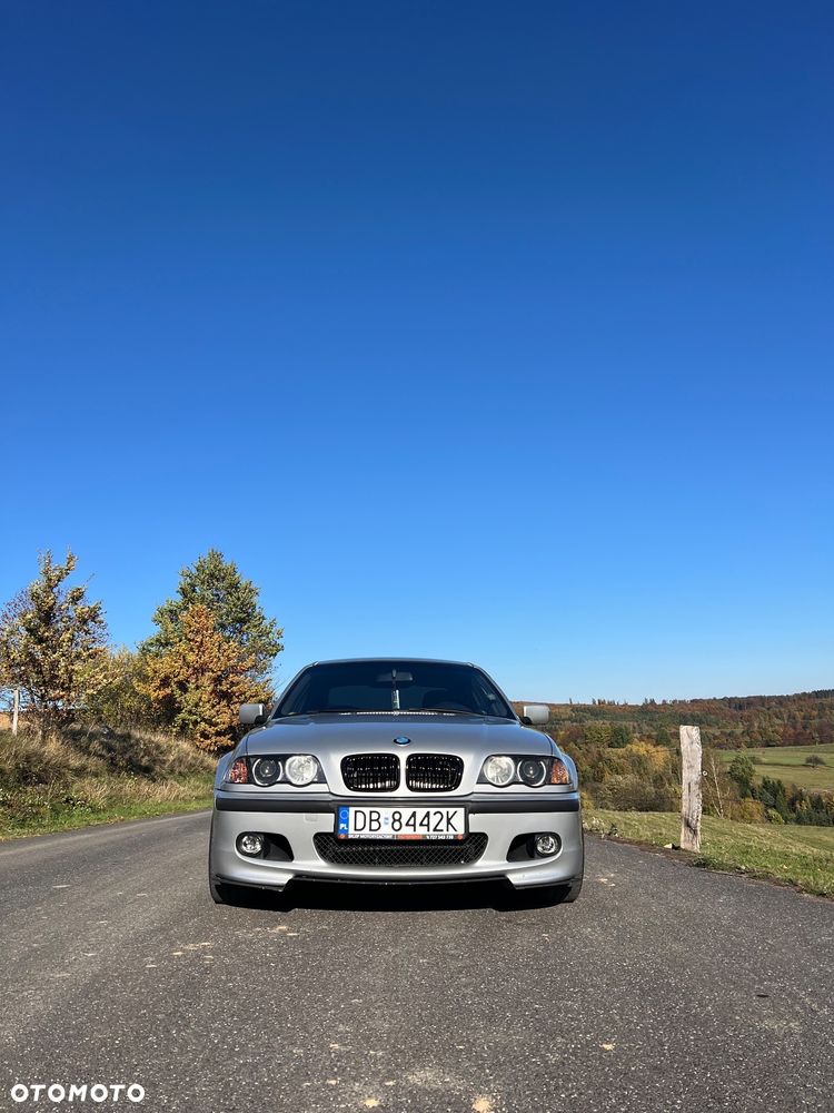 BMW Seria 3 320i - 3