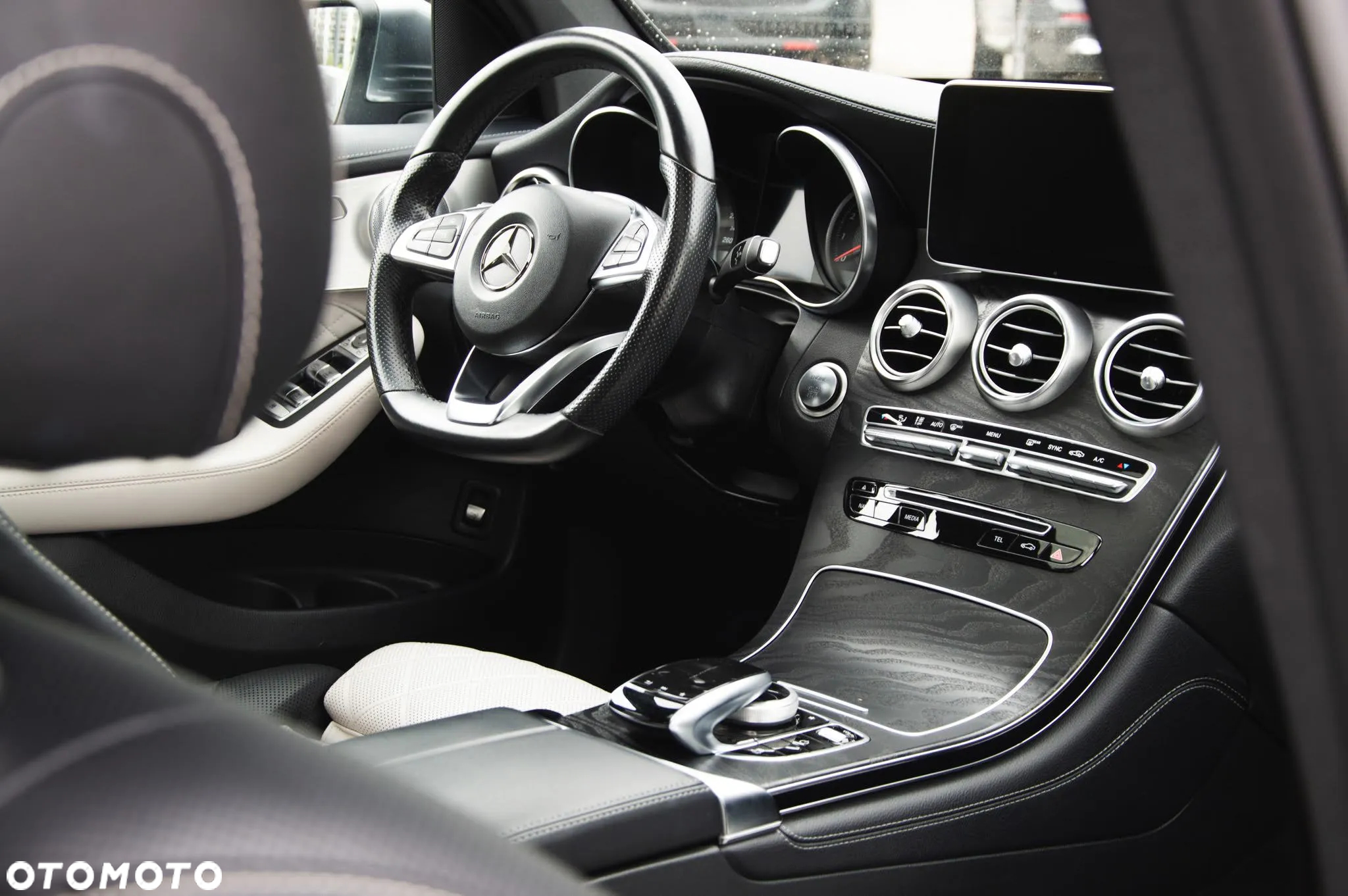 Mercedes-Benz GLC Coupe 300 4-Matic - 7