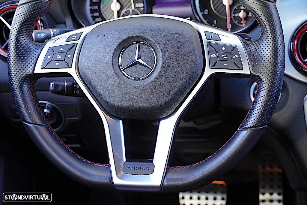 Mercedes-Benz GLA 45 AMG 4-Matic - 31