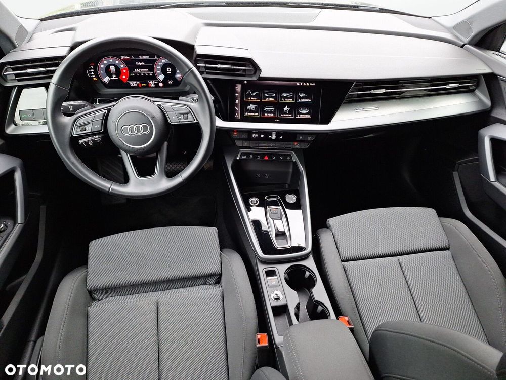 Audi A3 Sportback - 11