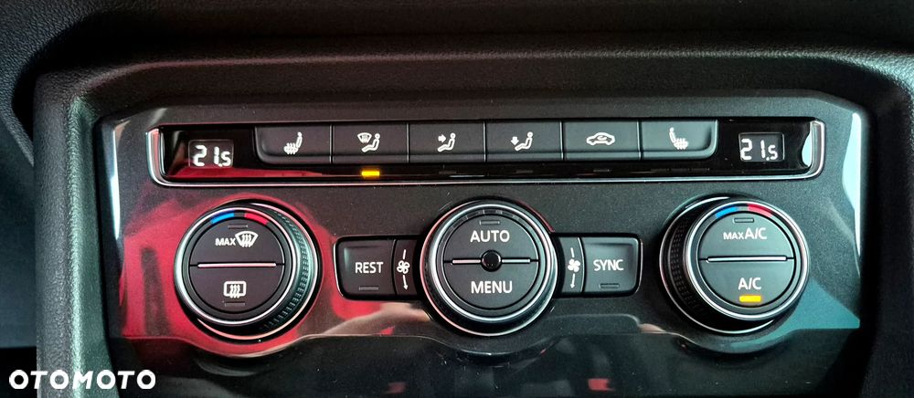 Volkswagen Tiguan 2.0 TDI SCR 4Motion DSG IQ.DRIVE - 37