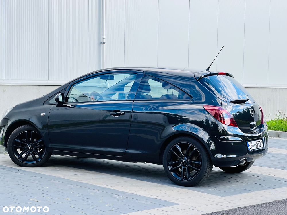 Opel Corsa 1.4 T Color Edition S&S - 3