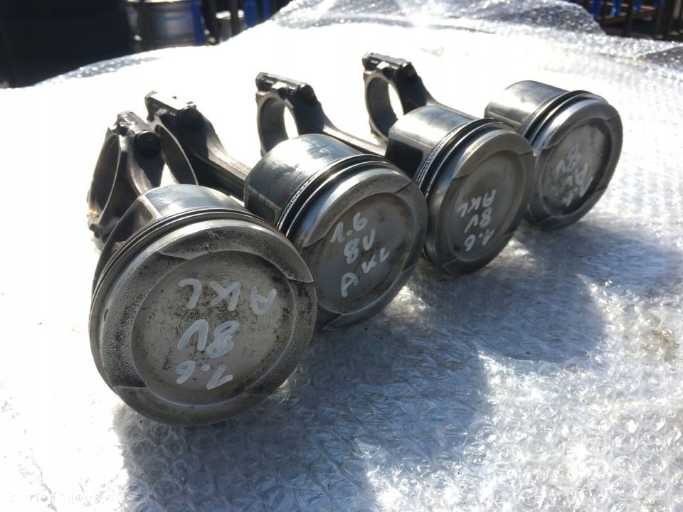 TŁOK Z KORBOWODEM VW GOLF IV SEAT SKODA 1.6 8V AKL - 3