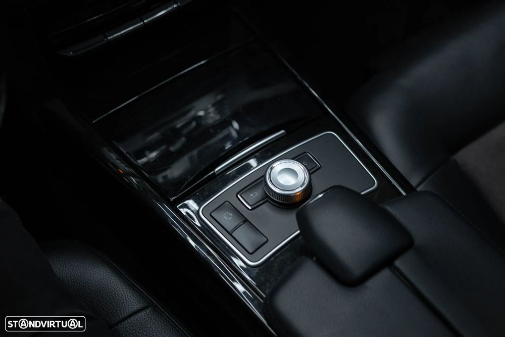 Mercedes-Benz E 220 CDI DPF BlueEFFICIENCY 7G-TRONIC Avantgarde - 18