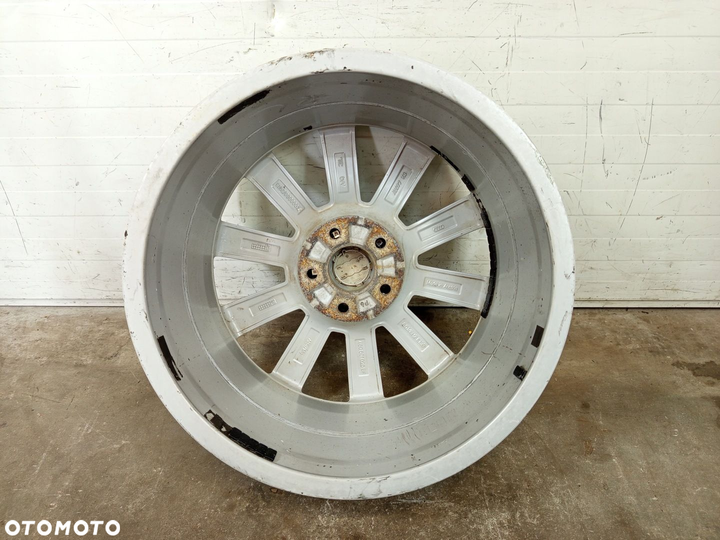 FELGA ALUMINIOWA AUDI A6 C7 4G0601025BF 8J 18 ET39 5x112 - 5