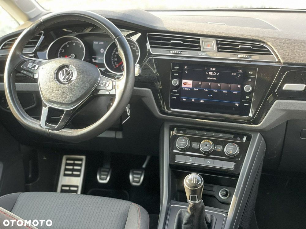 Volkswagen Touran 1.4 TSI (BlueMotion Technology) SOUND - 4