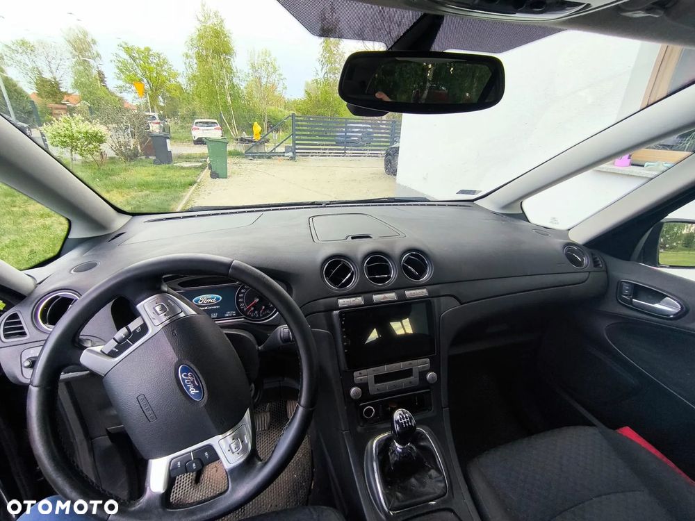 Ford Galaxy 2.0 TDCi Ghia - 9
