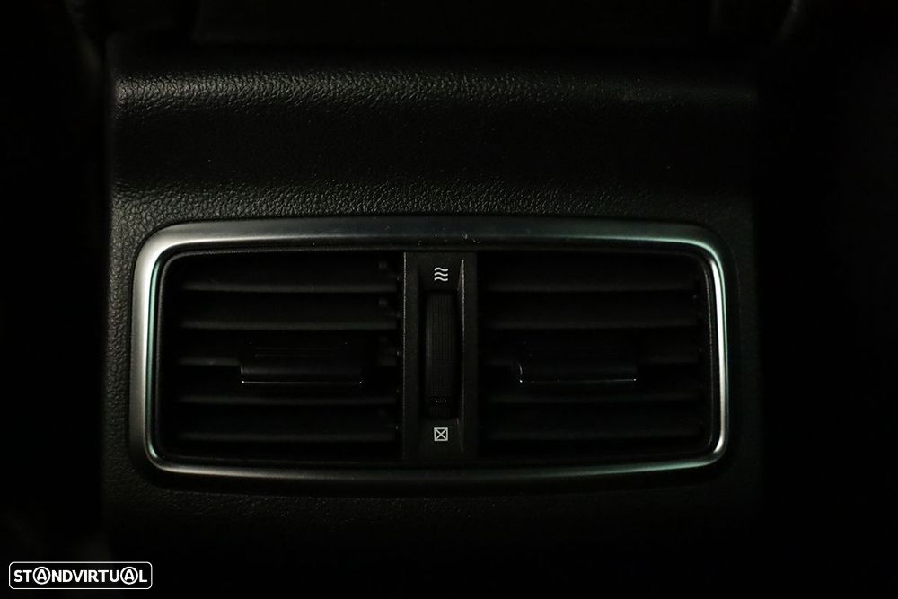 Renault Mégane 1.8 TCe R.S. EDC - 24