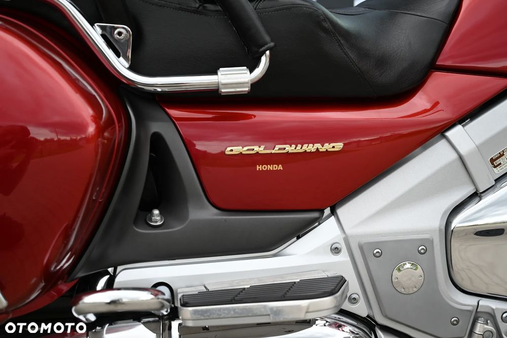 Honda GL - 27