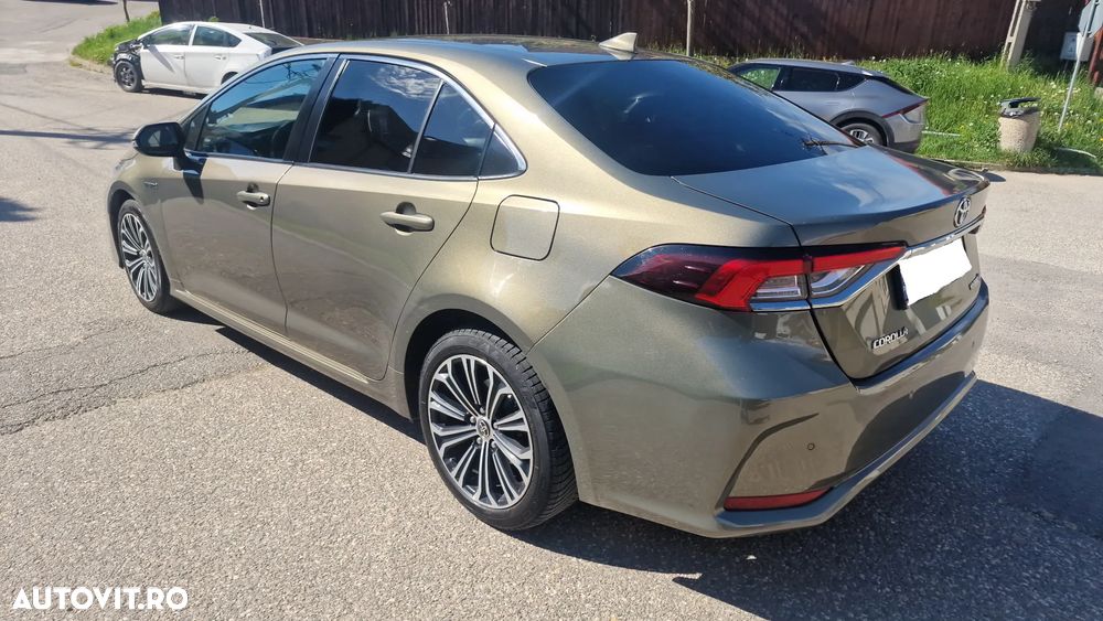 Toyota Corolla 1.8 HSD Business - 10
