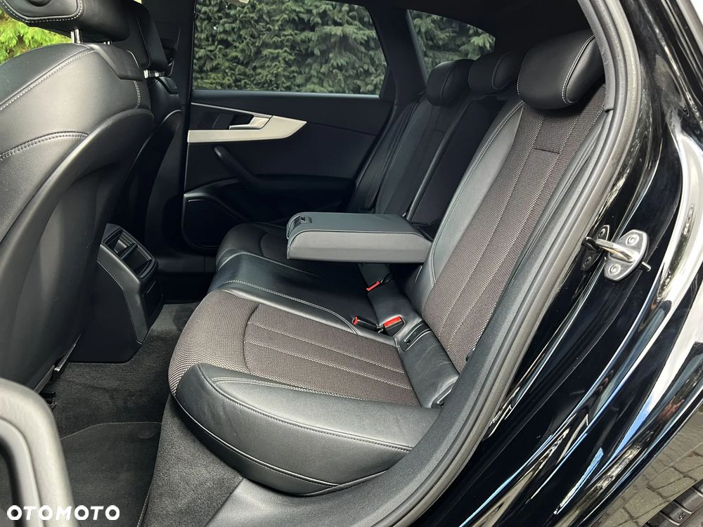 Audi A4 Avant 2.0 TDI Sport S tronic - 23