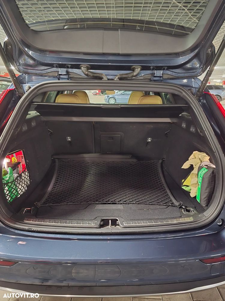 Volvo V60 V60CC B5 MHEV AT AWD Ultimate Bright - 21