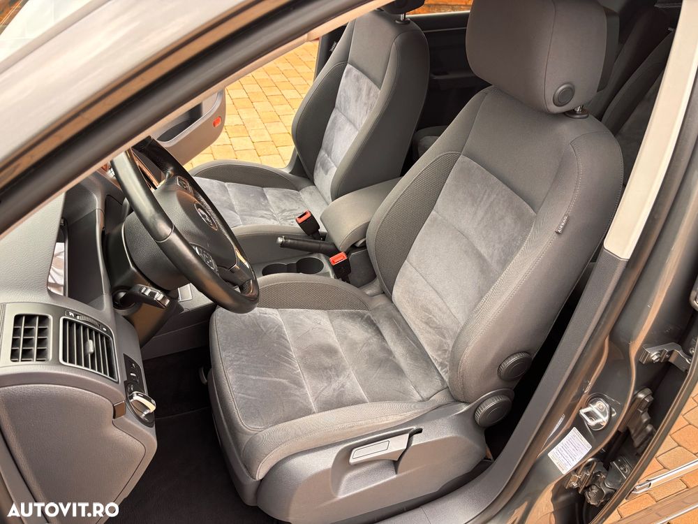 Volkswagen Touran 2.0 TDI DPF Highline - 14