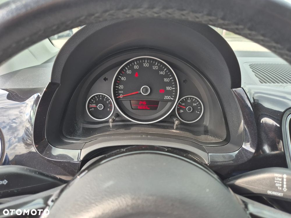 Volkswagen up! 1.0 street - 36