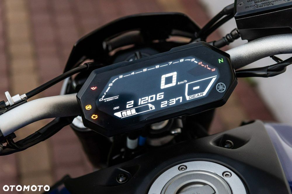 Yamaha MT - 9