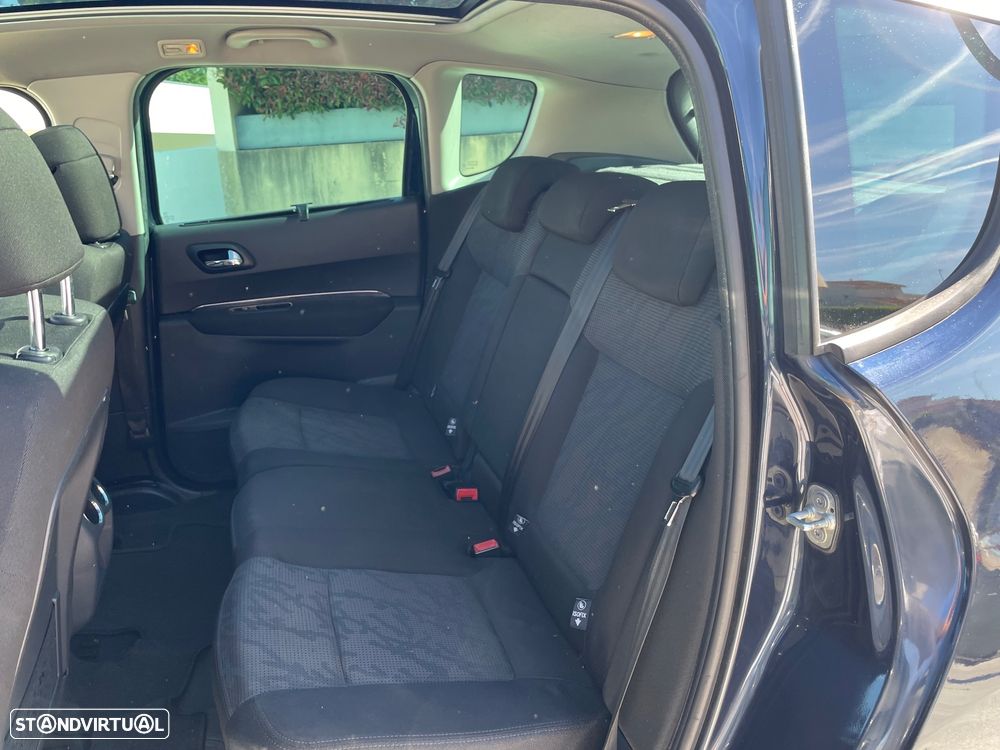 Peugeot 3008 1.6 HDi Executive - 15