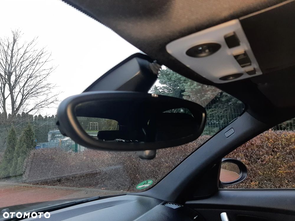 BMW Seria 1 118i Edition Sport - 20