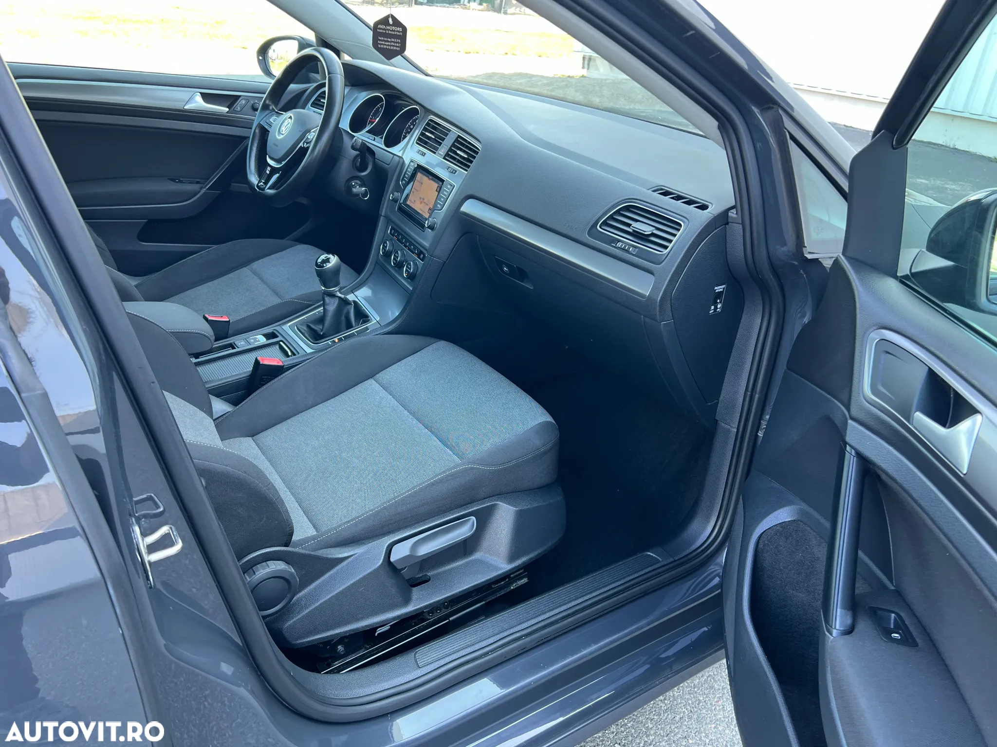 Volkswagen Golf 1.6 TDI BlueMotion Trendline - 29