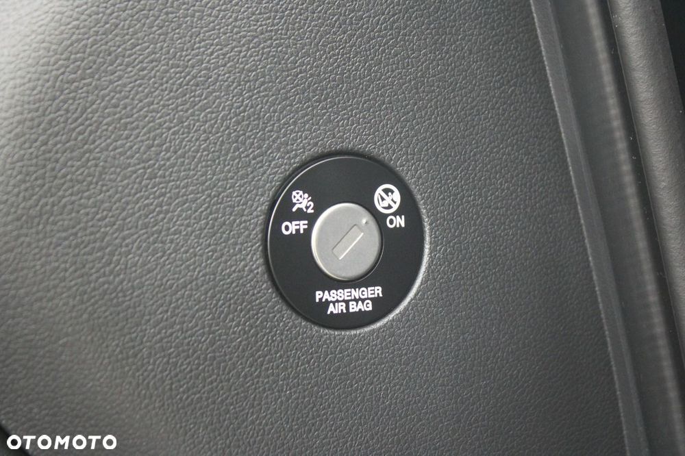 Kia Ceed 1.4 CVVT Dream-Team Edition - 27