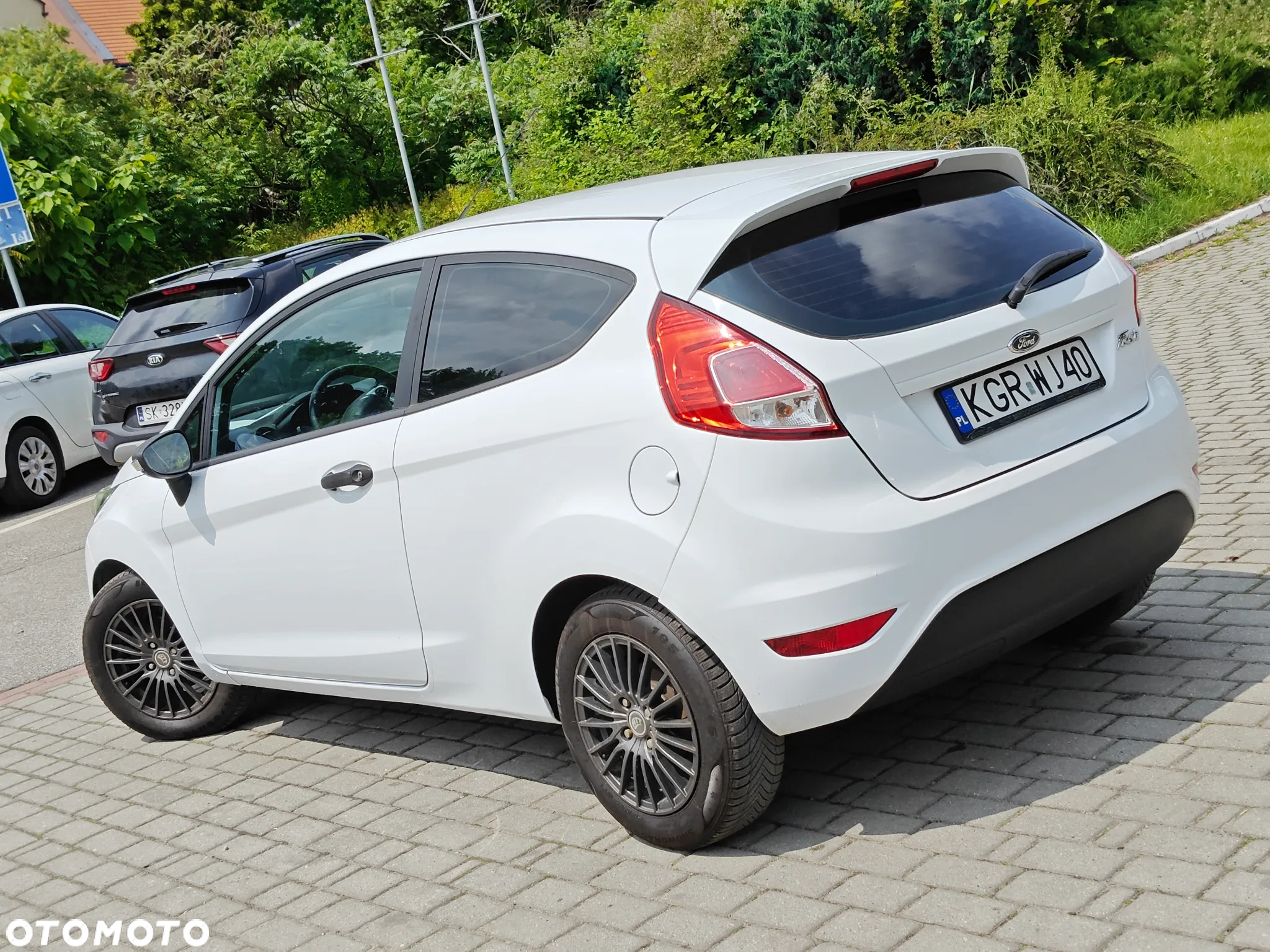 Ford Fiesta 1.5 TDCi Ambiente - 4