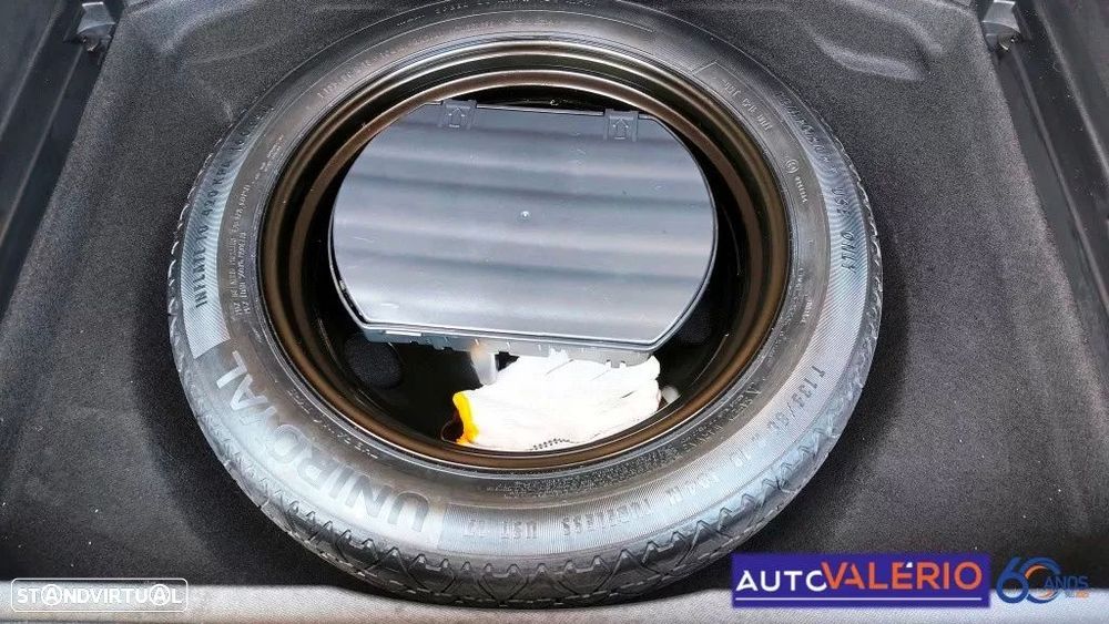 Peugeot 3008 1.5 BlueHDi Allure EAT8 - 36