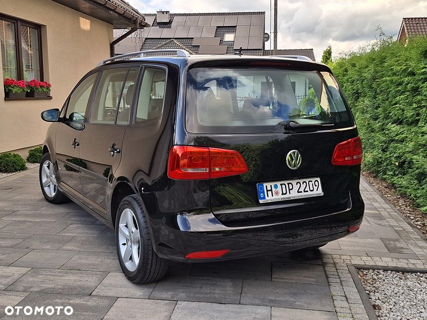 Volkswagen Touran 1.6 TDI DPF BlueMotion Technology Trendline - 13