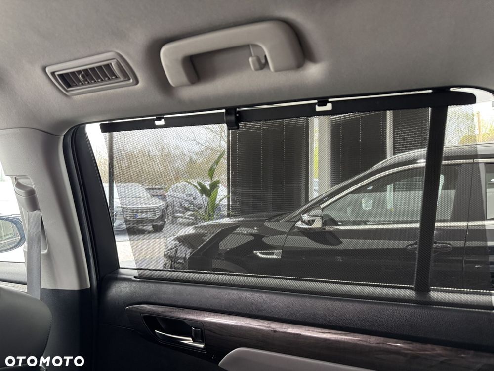 Toyota Highlander - 16