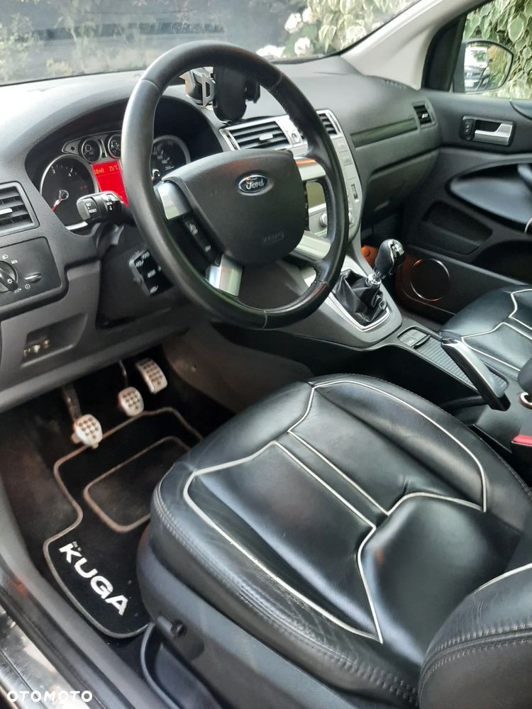 Ford Kuga 2.0 TDCi Individual - 10