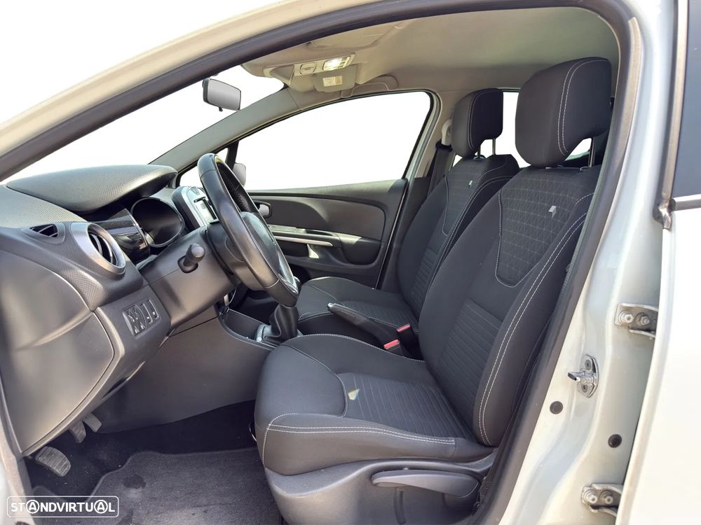 Renault Clio 0.9 TCe Limited - 12