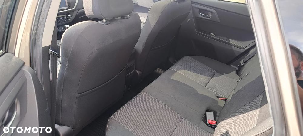 Toyota Auris - 15