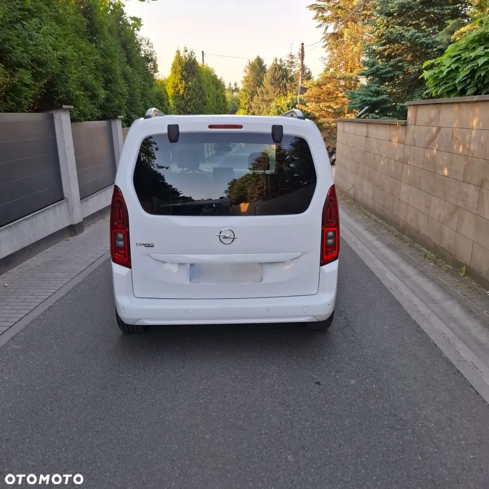 Opel Combo 1.5 CDTI Elegance Plus S&S - 10