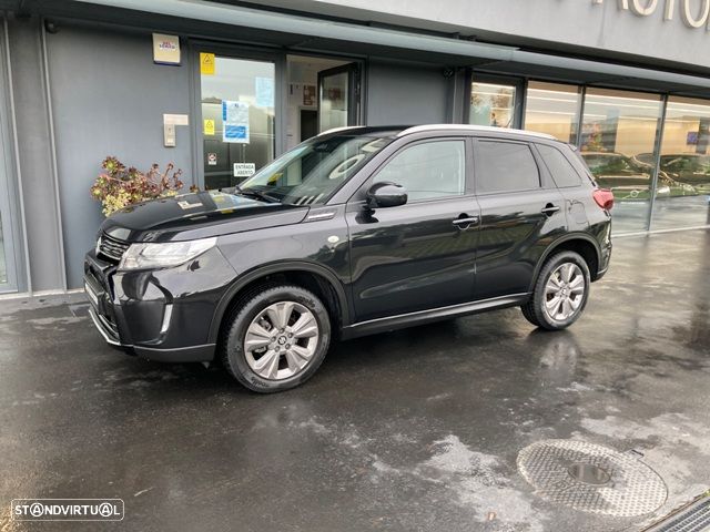 Suzuki Vitara 1.4 Boosterjet Hybrid Club - 4