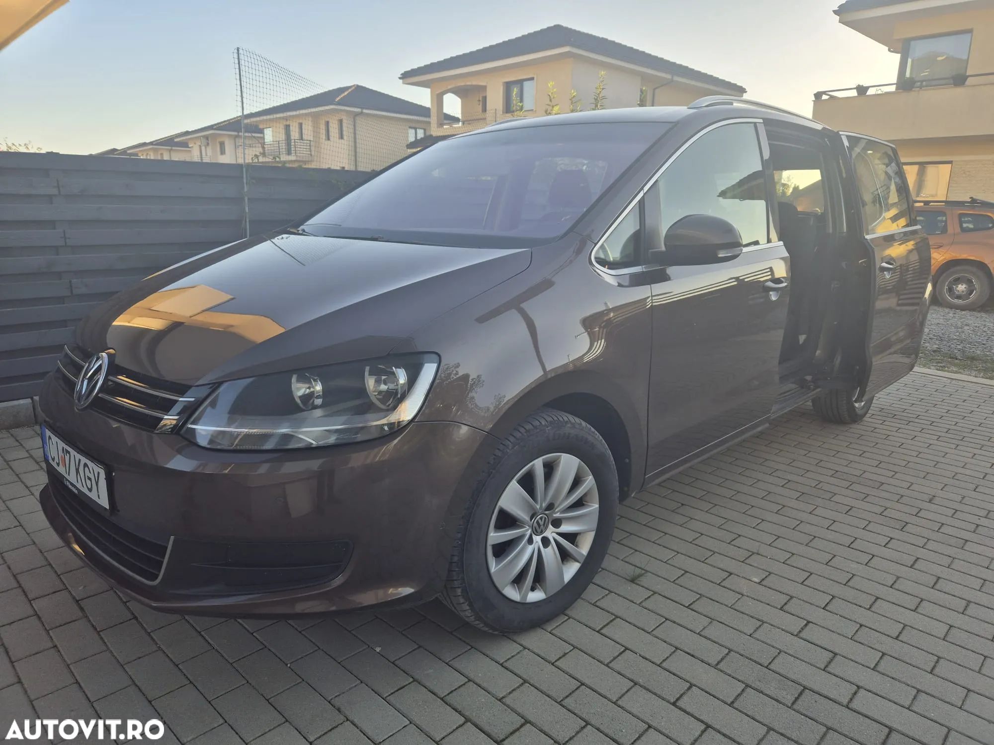 Volkswagen Sharan 2.0 TDI 4MOTION BlueMotion Technology Comfortline - 1