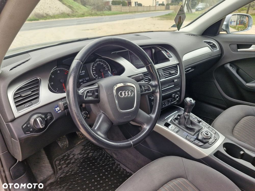 Audi A4 Limousine 2.0 TDI - 11
