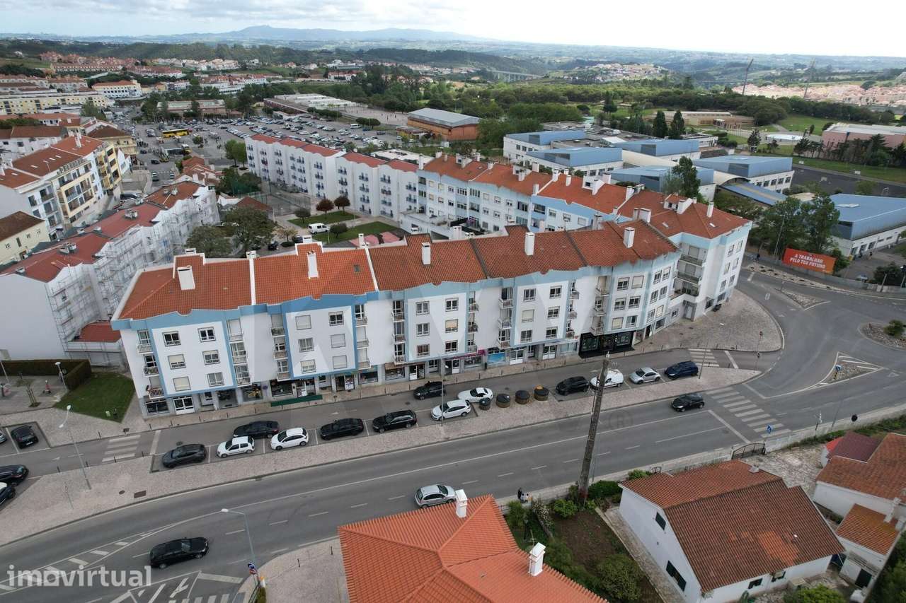 Apartamento T2 I 138m2 I centro Mafra -junto às escolas - Grande imagem: 3/49