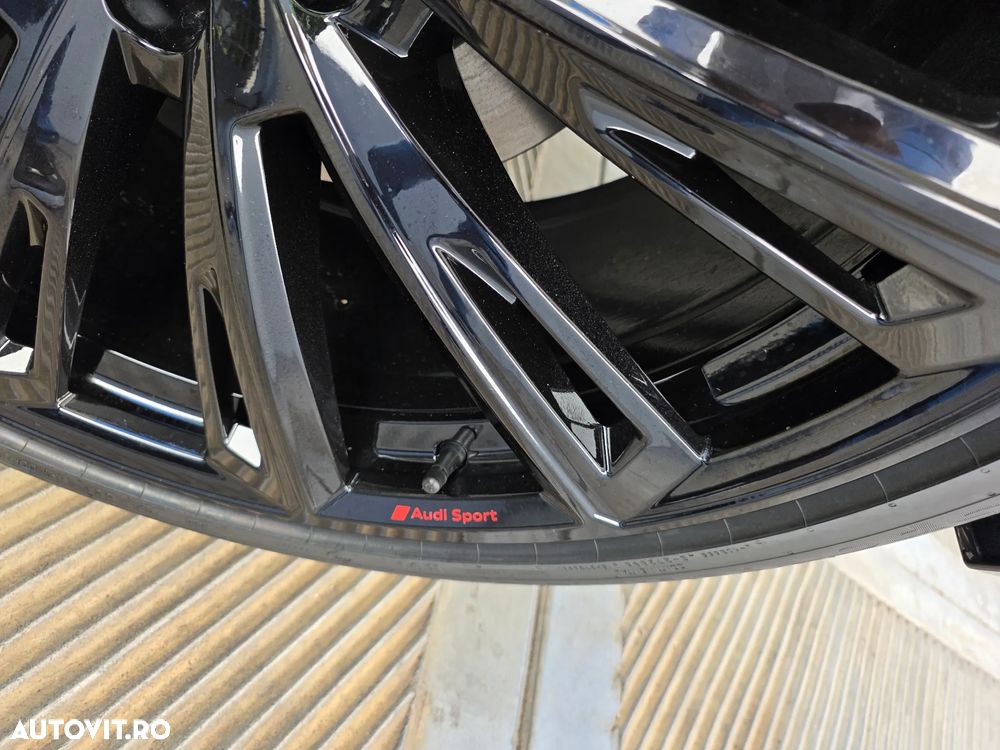 Audi Q8 50 TDI quattro Tiptronic MHEV - 14