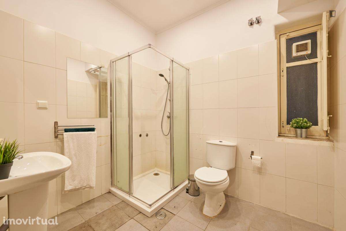 Quarto - localizado em Alameda Lisbon - Grande imagem: 3/14