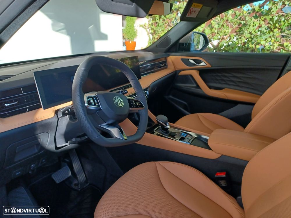 MG EHS 1.5 T-GDI Plug-in Hybrid Luxury - 6
