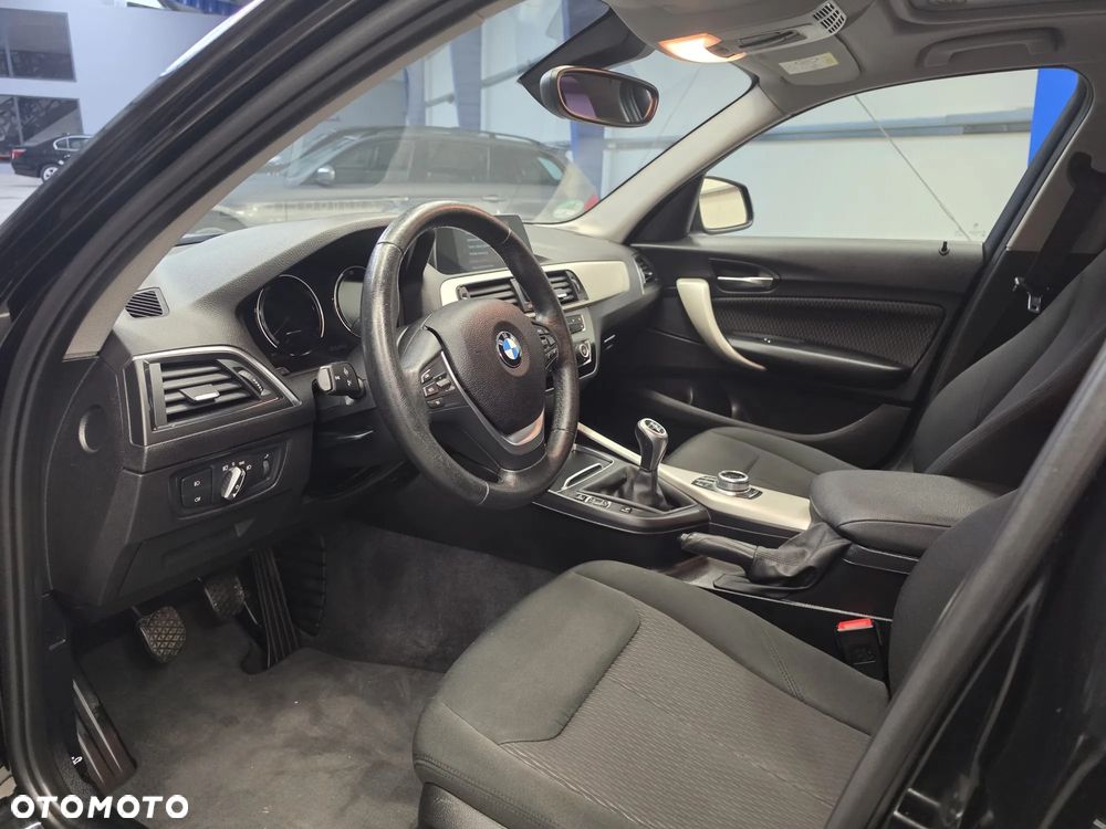 BMW Seria 1 118d Edition Metropolitan - 24