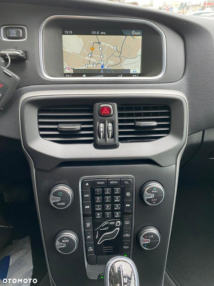 Volvo V40 D2 Drive-E SCR Momentum - 11