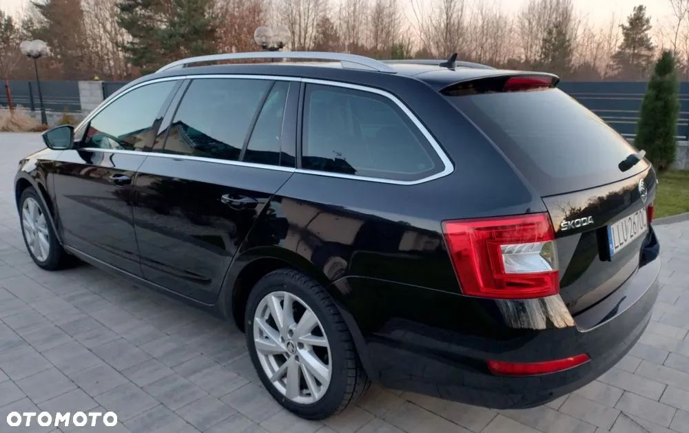 Skoda Octavia Combi 2.0 TDI DSG Ambition - 4