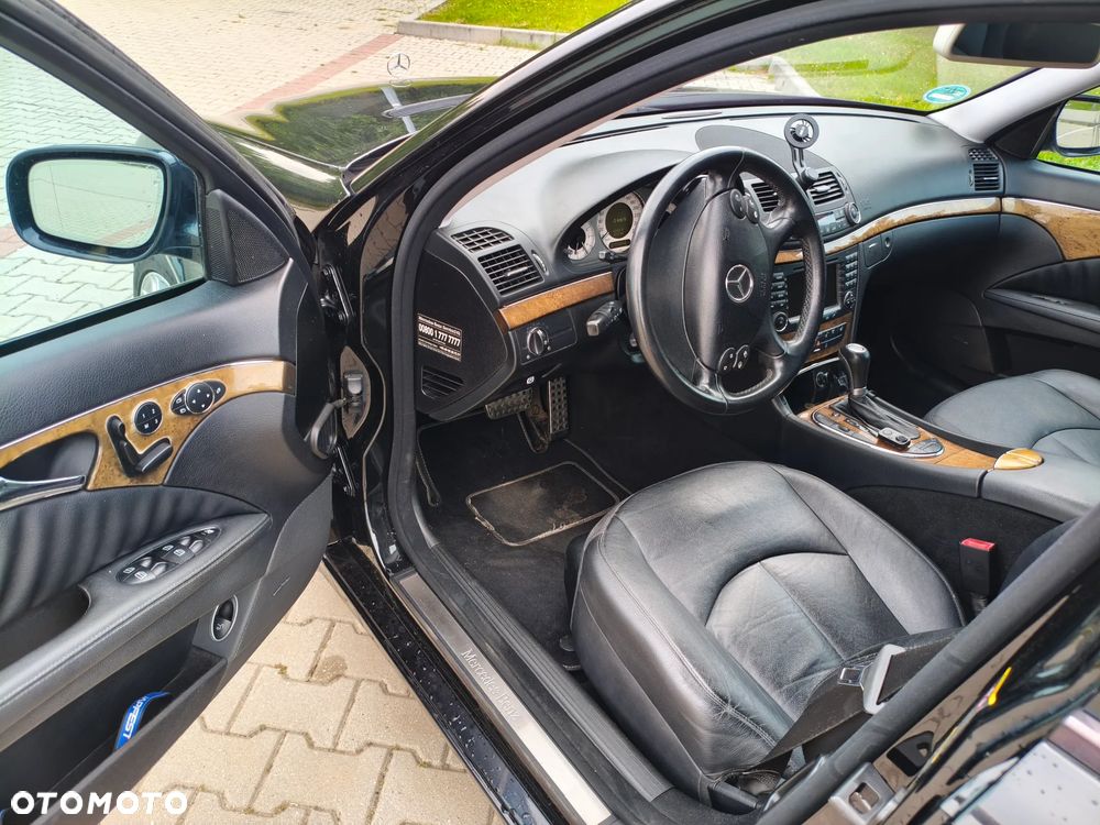 Mercedes-Benz Klasa E 500 4-Matic Avantgarde - 9