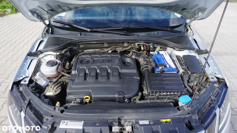 Skoda Octavia 2.0 TDI SCR Style DSG - 12