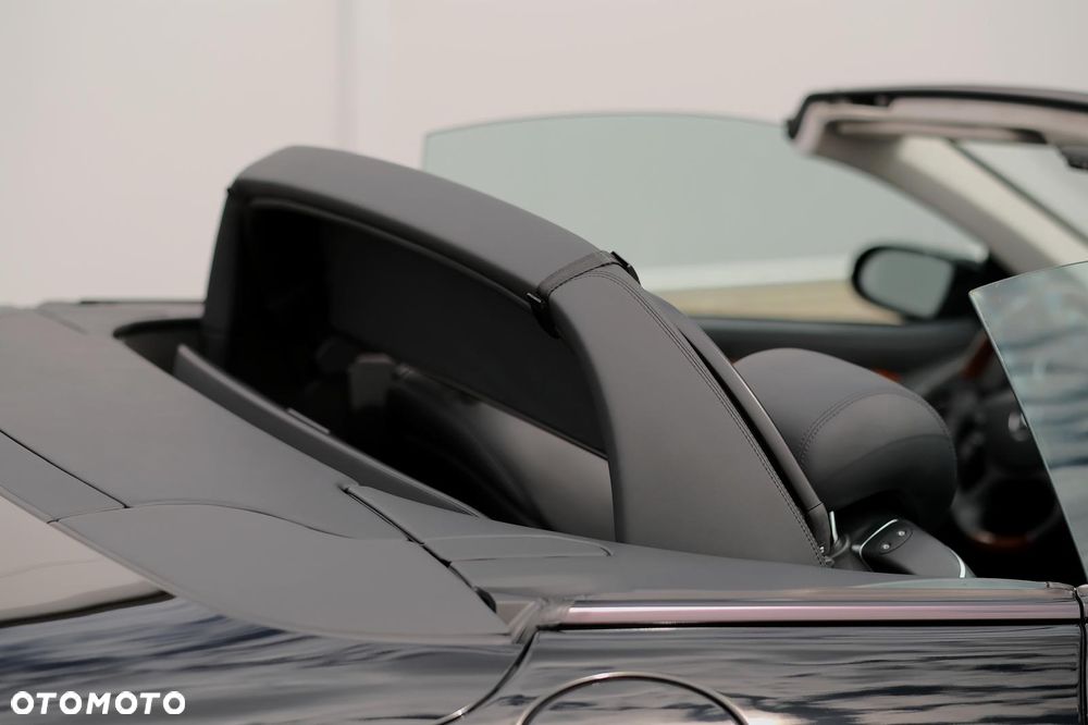 Mercedes-Benz SL - 37