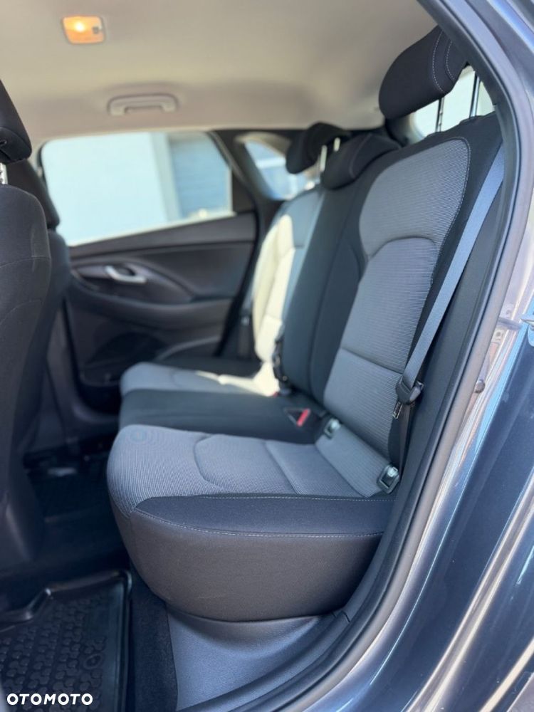 Hyundai i30 1.4 T-GDI Style - 21